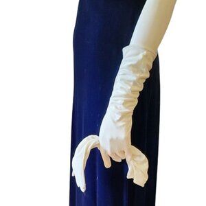 1950s Off White Vintage Gathered Above The Wrist Fabric Gloves Size 7